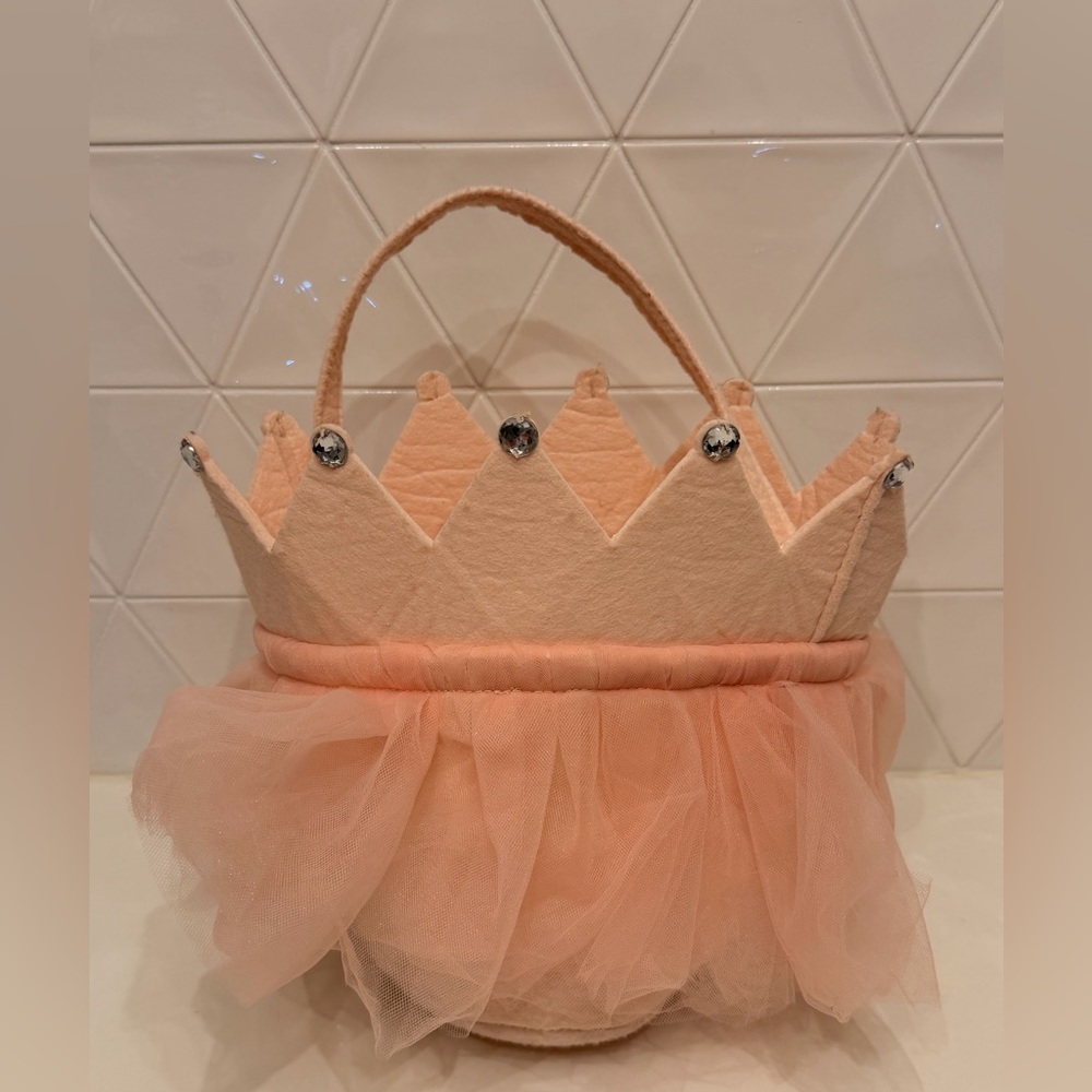Pottery Barn Kids Princess Crown Basket Pink Tulle Easter Dress Up